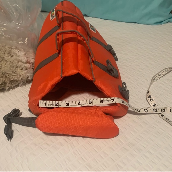 Dog.”Outward Hound” Life Jacket Floatation Device (Size - M) - Picture 10 of 14